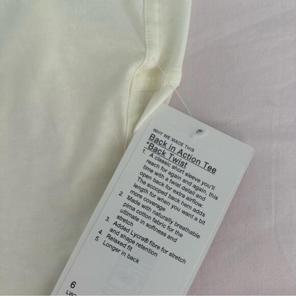 Lululemon Athletica Back in Action Tee *Back Twist - Picture 2 of 3